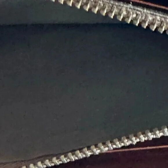 Bugatti Vintage Leather Soft Women’s Long Wallet Organizer - Picture 10 of 13